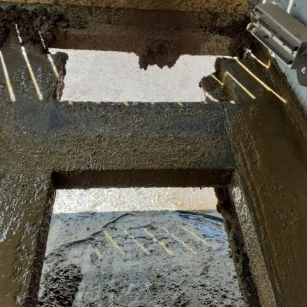 Barn-E PRO kūtsmēslu robots